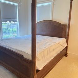 King Or Queen Bed frame 