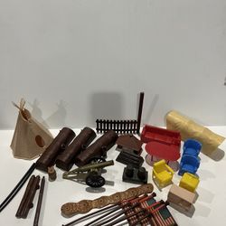 Vintage Misc Cowboys & Indians Plastic Toy Building Lot