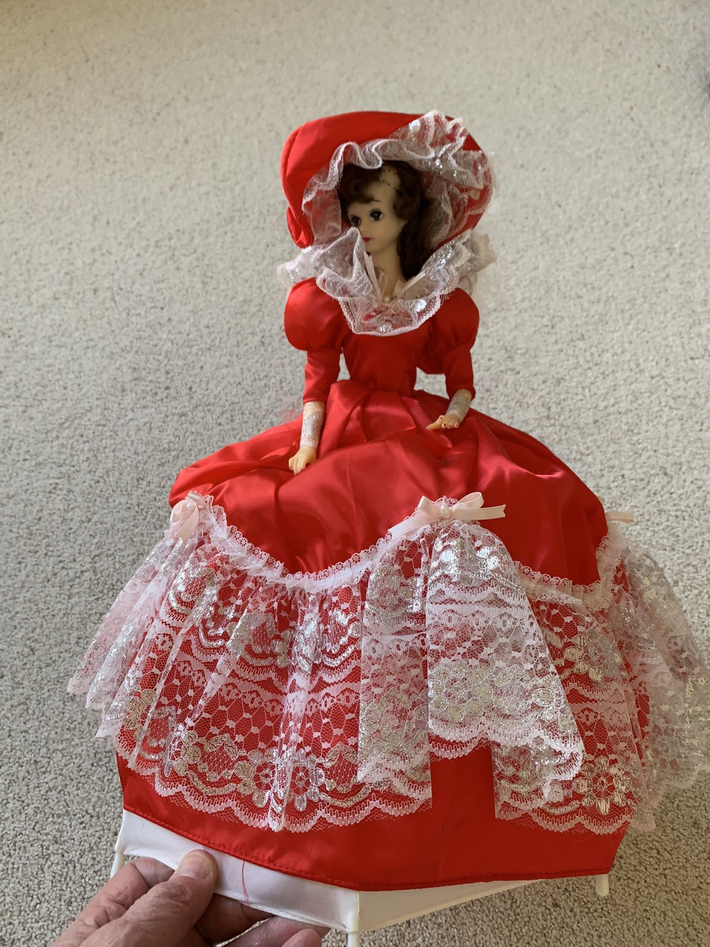 Vintage MUSICAL WIND-UP 18” DOLL “ANITA” manufactured by TM TOYS-PLAYS “IT’S SMALL WORLD”