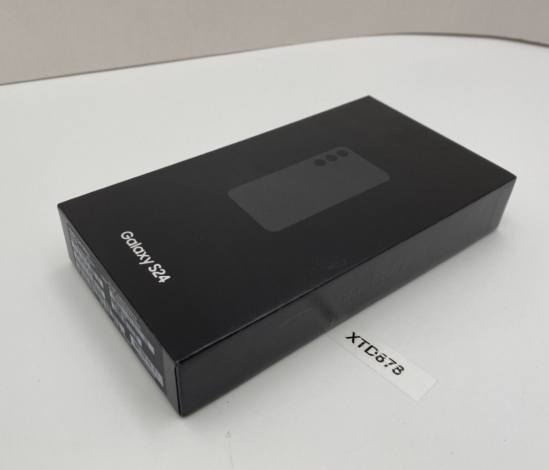 Samsung Galaxy S24 SM-S921U - 128GB - Onyx Black (Unlocked) - Open Box