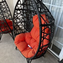 Doris Outdoor Wicker Teardrop Chair With Cushion 