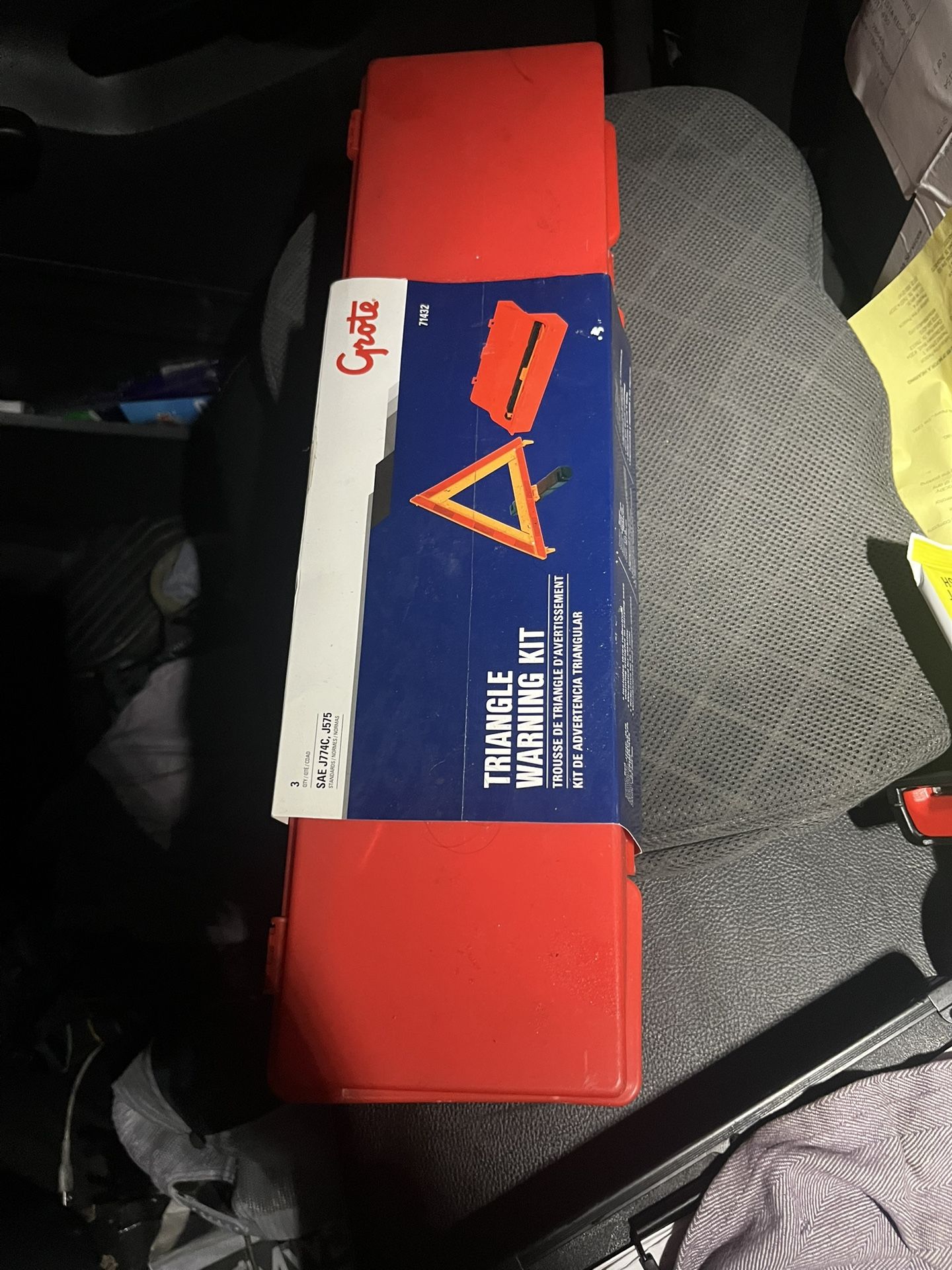 Triangle Warning kit