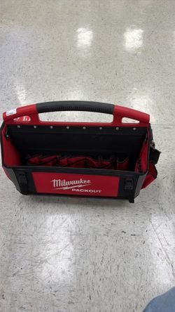 MILWAUKEE PACKOUT 20” TOTE