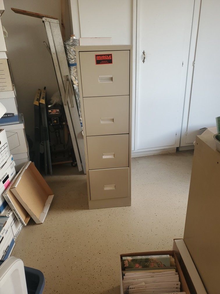 Metal Filing Cabinet 4 Drawers