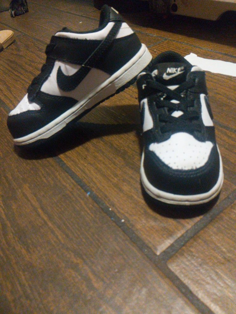 Nike Dunk Low
