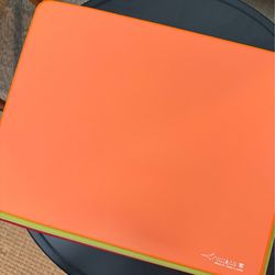 Artisan Zero Daidai Orange MID - Large