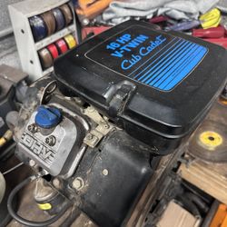 16HP Vanguard V-Twin horizontal shaft engine with clutch