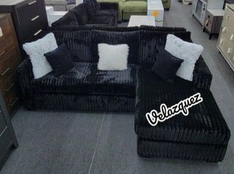 ✅️✅️2 pc black fur like wide welt corduroy sectional sofa with chaise✅️✅️✅️