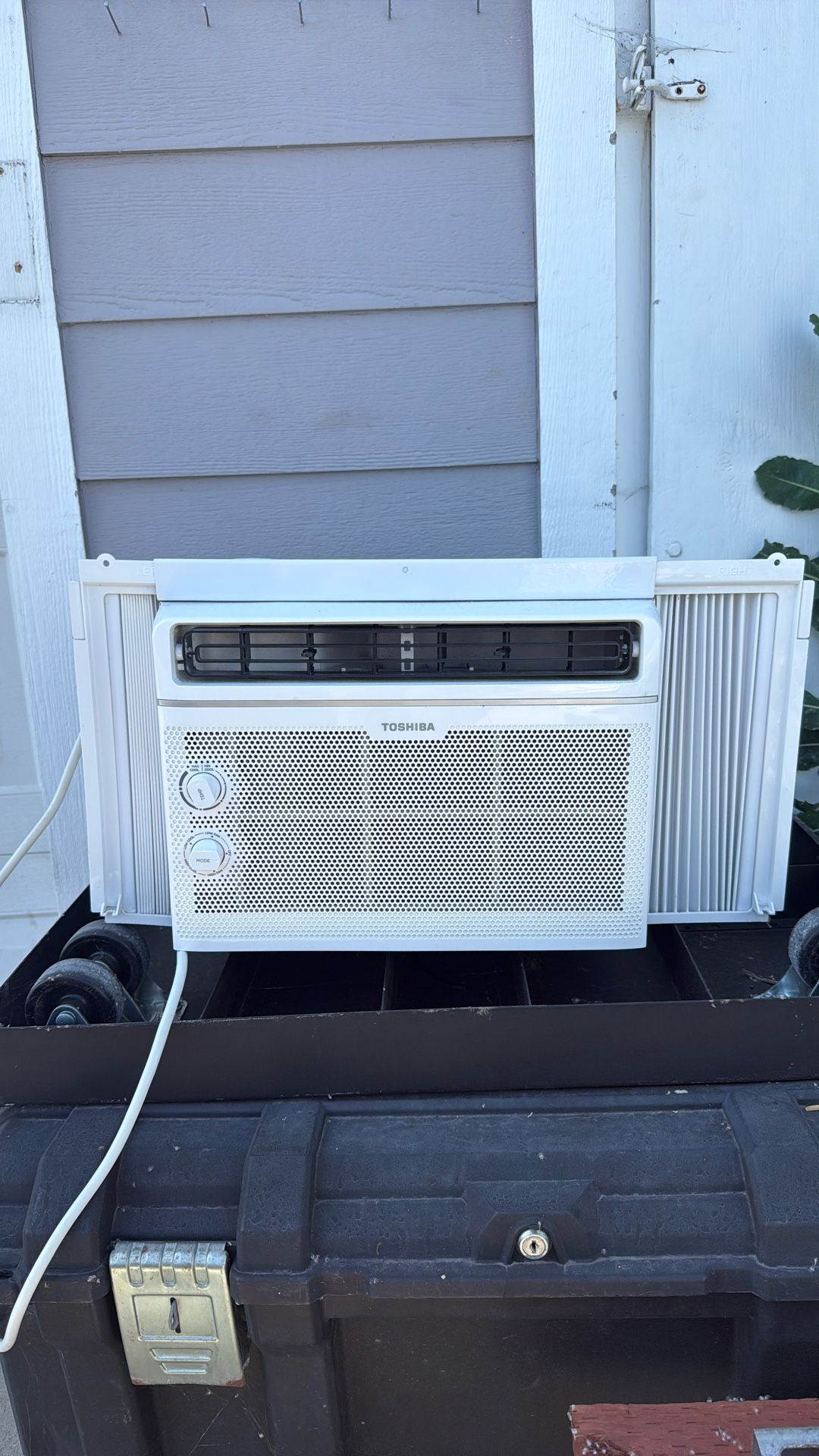 Toshiba rac-wk0512cmru Window AC Air Conditioner
