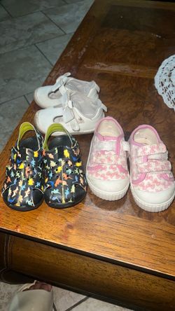 Calzado de niña y de niño size 4/5/6