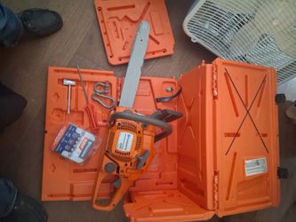 Husqvana 435 chainsaw