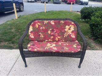 Wicker Outdoor Loveseat - VG Condition - Marietta, Pa Pick Up