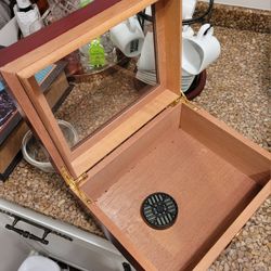 Humidor And Cutter