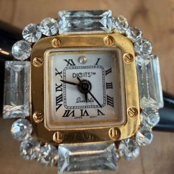 Vintage Finger Watch