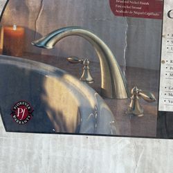 Beautiful NEW Roman Tub Faucet Price Pfister