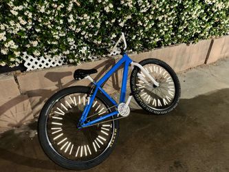 NOT FREE 29 inch Big flyer