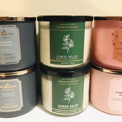 Top sellers! BATH & BODY WORKS✨🕯Any 3-wick Candle🕯✨$15 each or 2 for $28!  