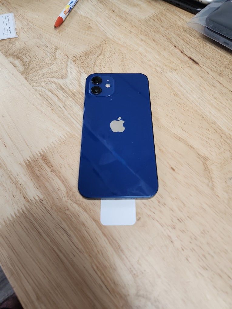IPHONE 12 64GB....5G....UNLOCK ANY SIM