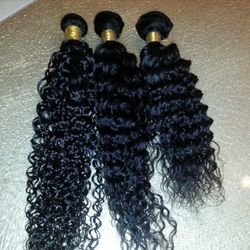 Selling 20", 22", 24" Deep Curly for $155