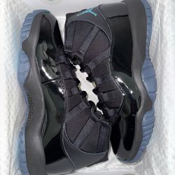 Jordan 11 Gamma Blue 2025 Size 10M 5.5y