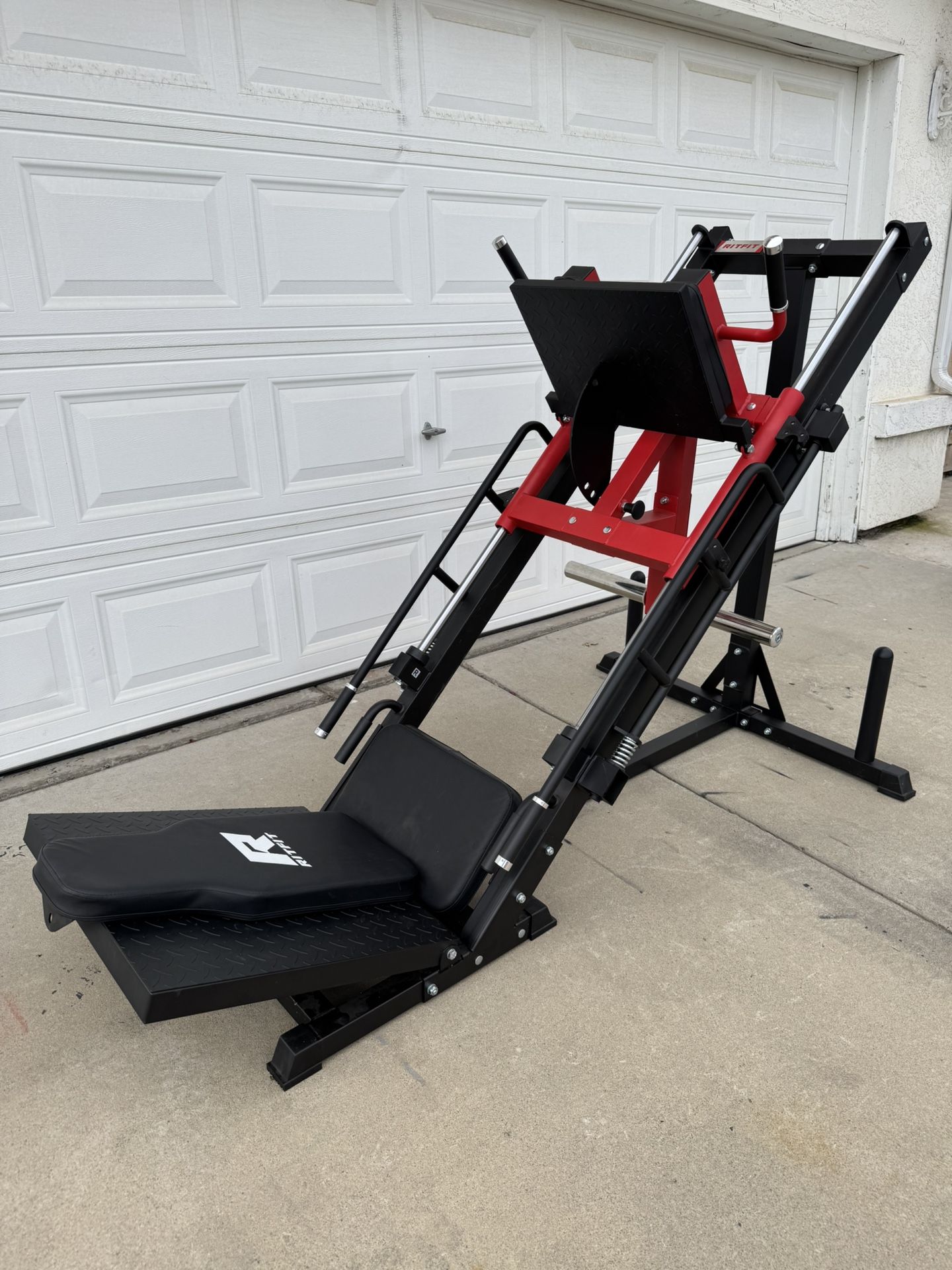 Leg Press/Hack Squat Combo