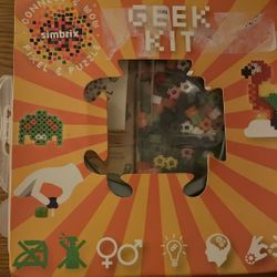 Building Pixel Puzzle 