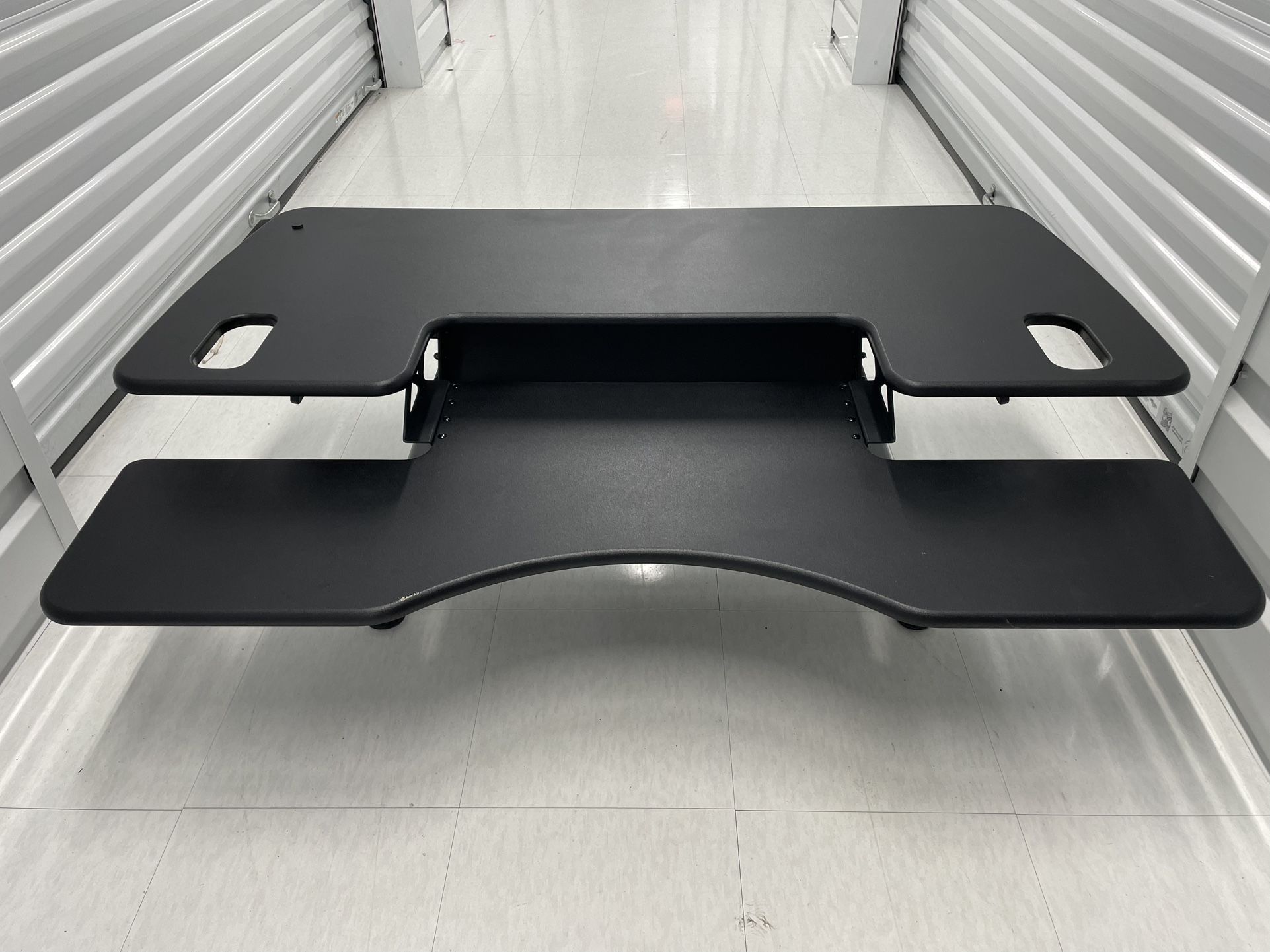 black computer/coffee table