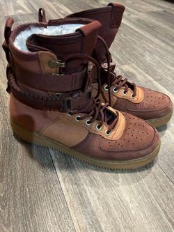 Nike SF Air Force 1 premium sneakers