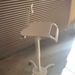 Medical Workstation VESA Monitor Stand