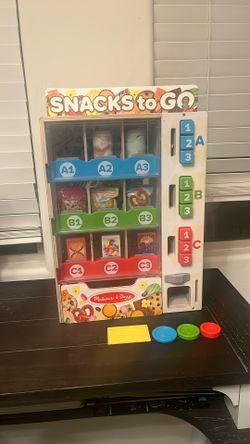 Melissa And Doug Snack To Go Vending Machine 