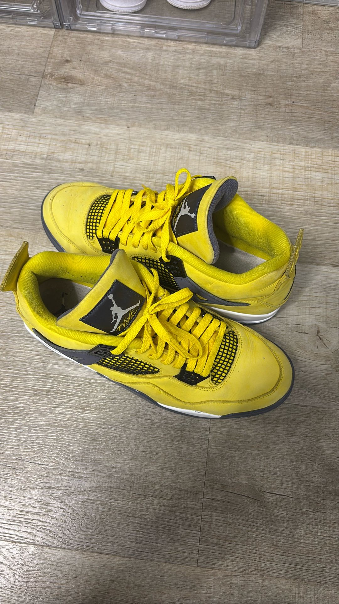 2021 Air Jordan 4 Retro 'Lightning' 2021