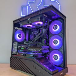 RTX 5070 // Ryzen 7 7700x // 32GB DDR5 // 1TB Gen4 NVMe // WiFi