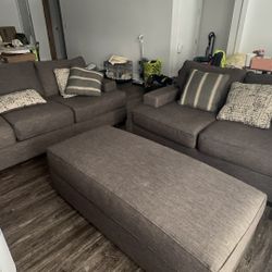 Couch set (sofa, loveseat and ottoman)