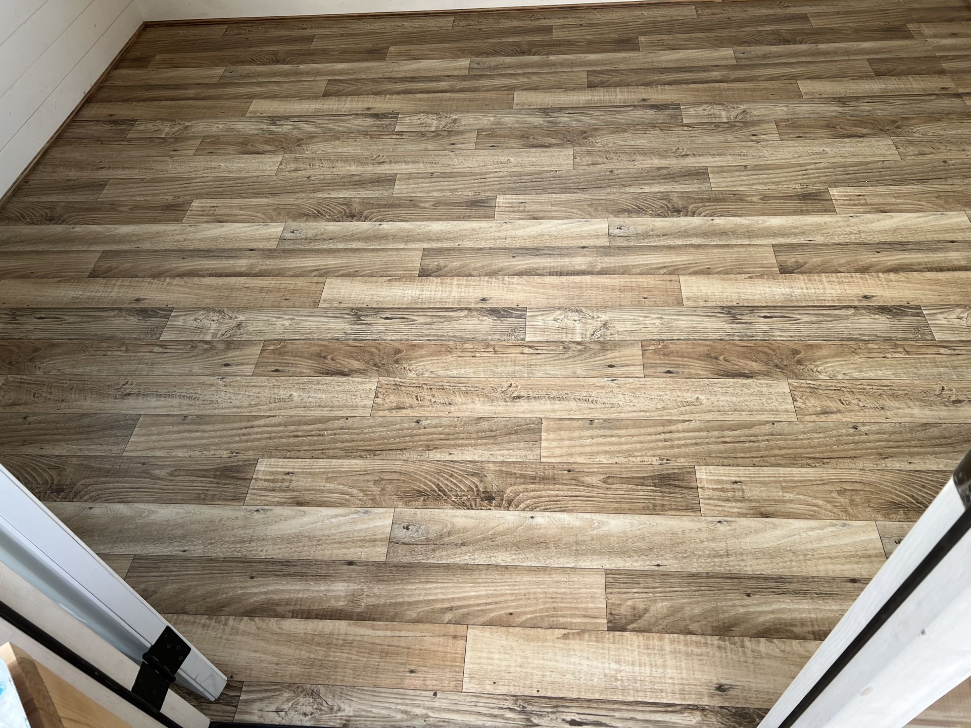 STAINMASTER Saddle Ridge Pine sheet vinyl flooring