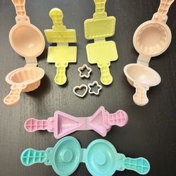 9 Piece Play-Doh Press/Molds