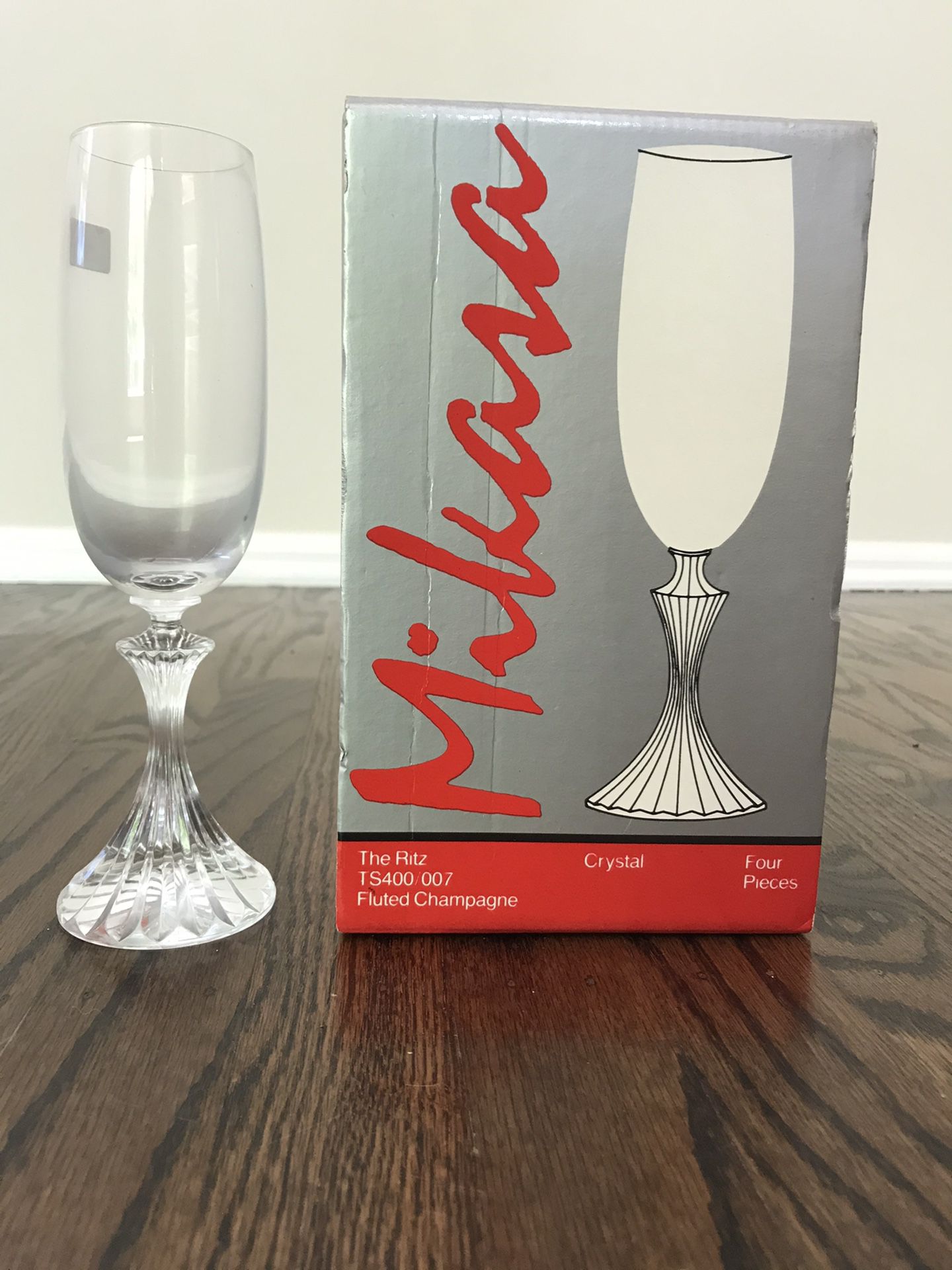 Mikasa Crystal Champagne Glass (4)