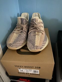 Ash Pearl V2 Yeezys Size 11