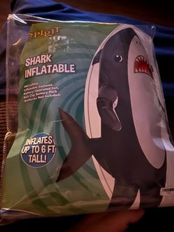 Shark inflatable 4-10 yrs of age