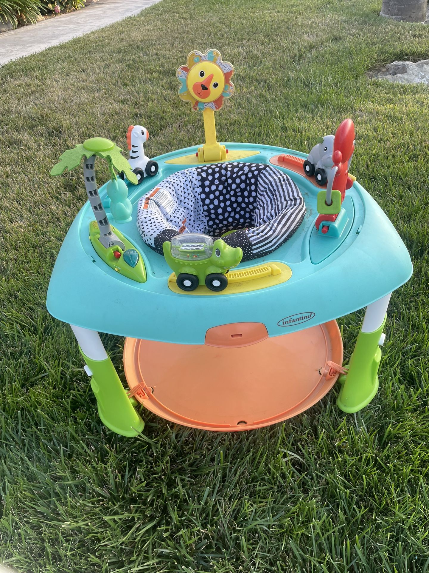 Baby, Infant, exercise, activity center. Sit, Spin, Stand.