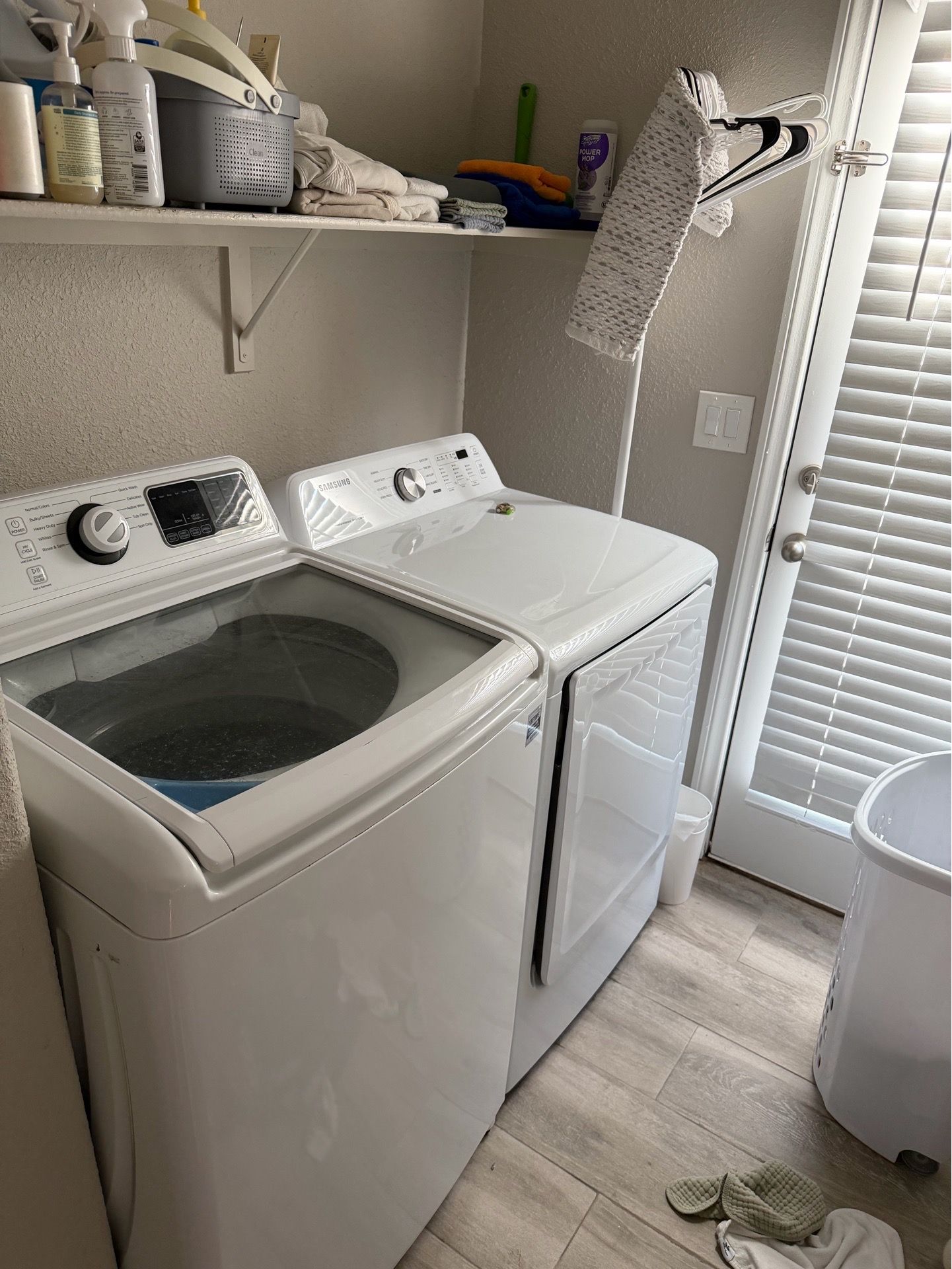 Washer and dryer set