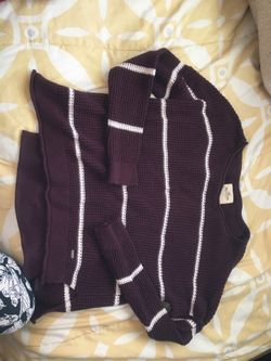 Medium hollister sweater
