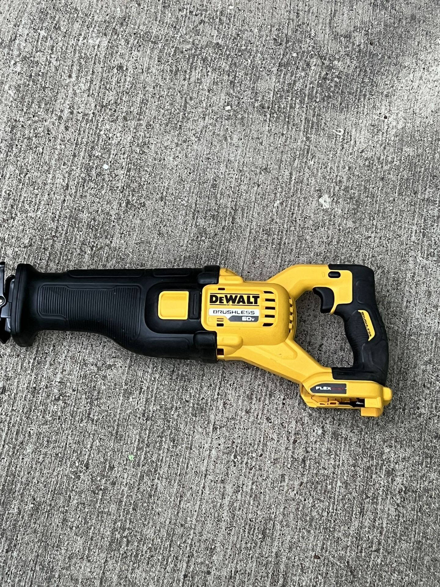 Dewalt Flexvolt Sawzall Tool Only New Nuevo $170 