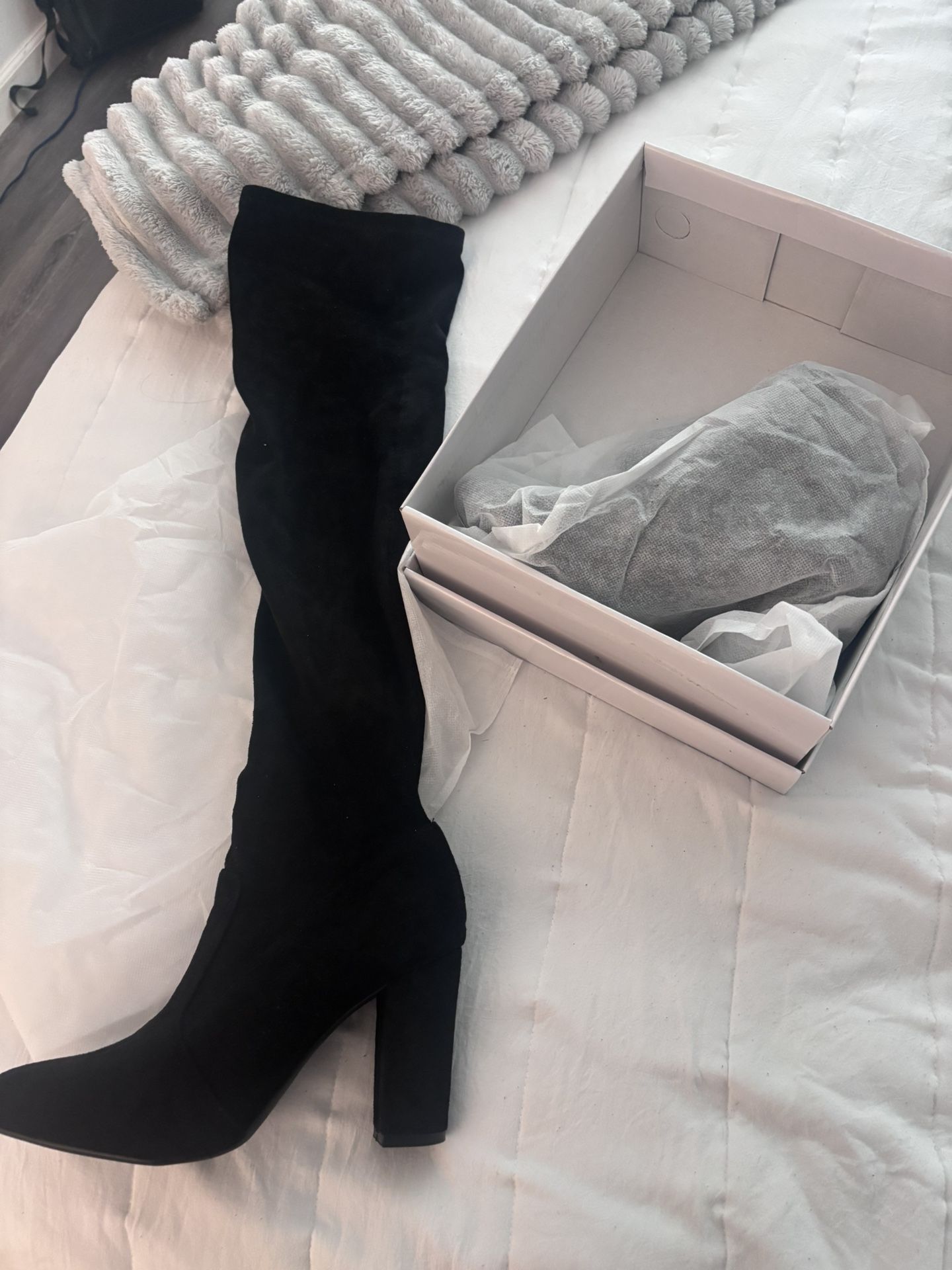 Black Boots. “Above The knee” Size 8