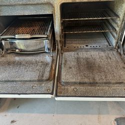 1960’s Stove Needs TLC
