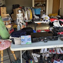 Garage sale today 9am-6pm happy valley