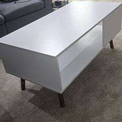 White Coffee Table/ TV Table
