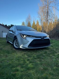 2020 Toyota Corolla Hybrid LE