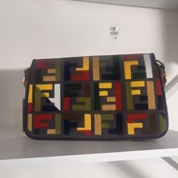 Handbags 