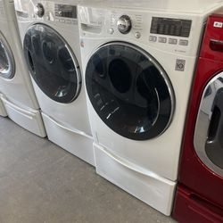 Lg Washer And Dryer Set 