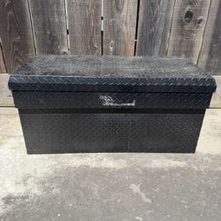 Truck Bed Tool Box 